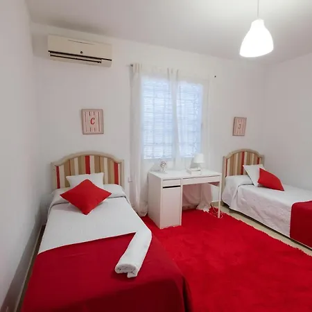 Agradable Con Piscina Casa de Férias