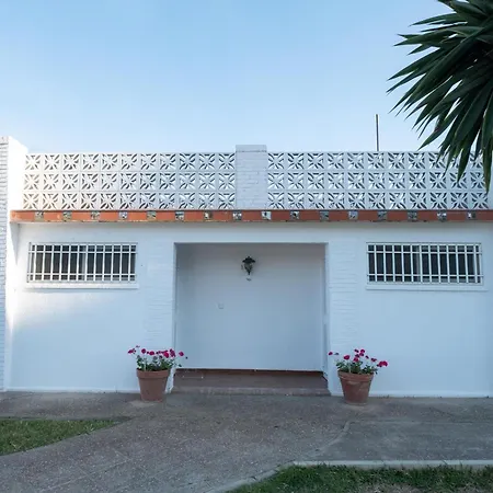 Agradable Con Piscina Sevilha