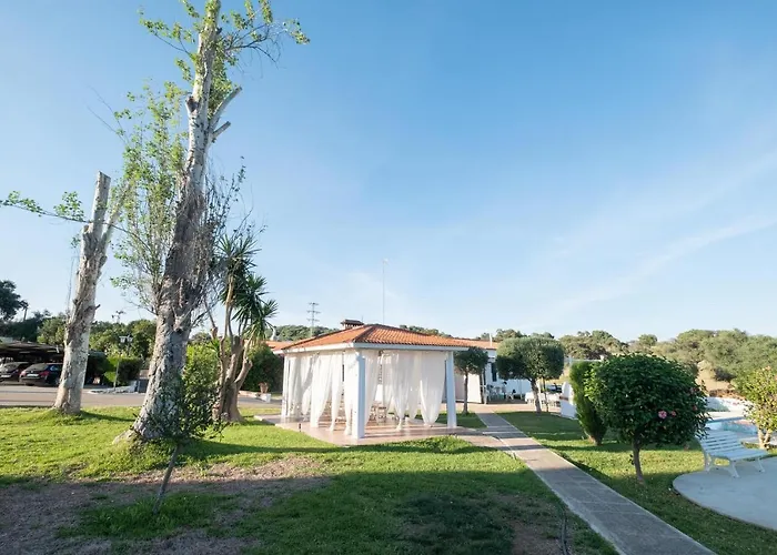 펜션 Agradable Con Piscina 세비야